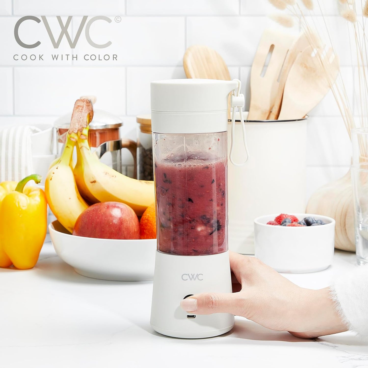 Mini Portable Blender - 250W Power, 12oz Capacity, Stainless Steel Blade, Wireless/USB Rechargeable, Creme - Image 5